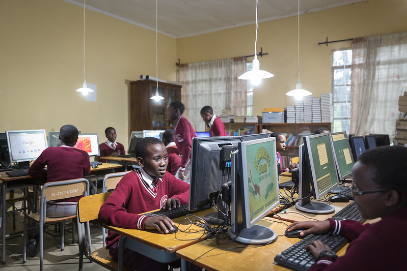 Electrifying Schools & Health Facilities - Lighting Global